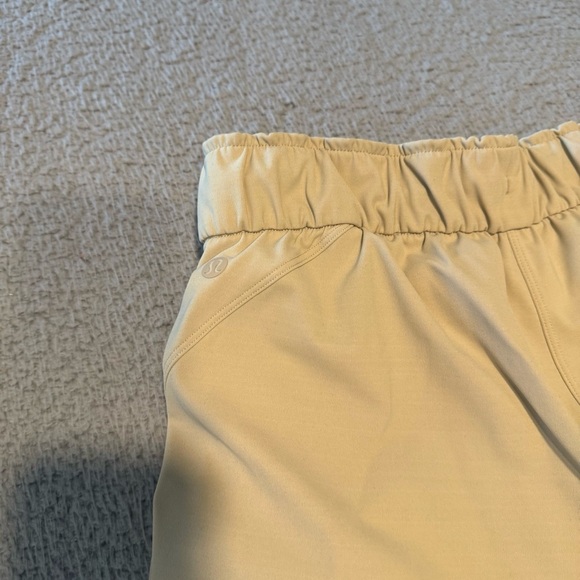 LULULEMON | Keep Moving High Waist Jogger in Trench Size 6 Color Trench - Picture 8 of 13